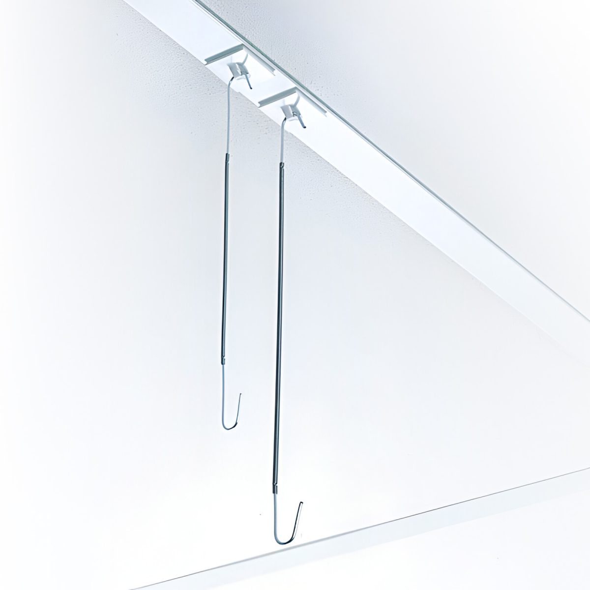 CARLIG DIN OTEL CU DUBLA PRINDERE 1200 MM PENTRU AFISE SUSPENDATE - imagine 1