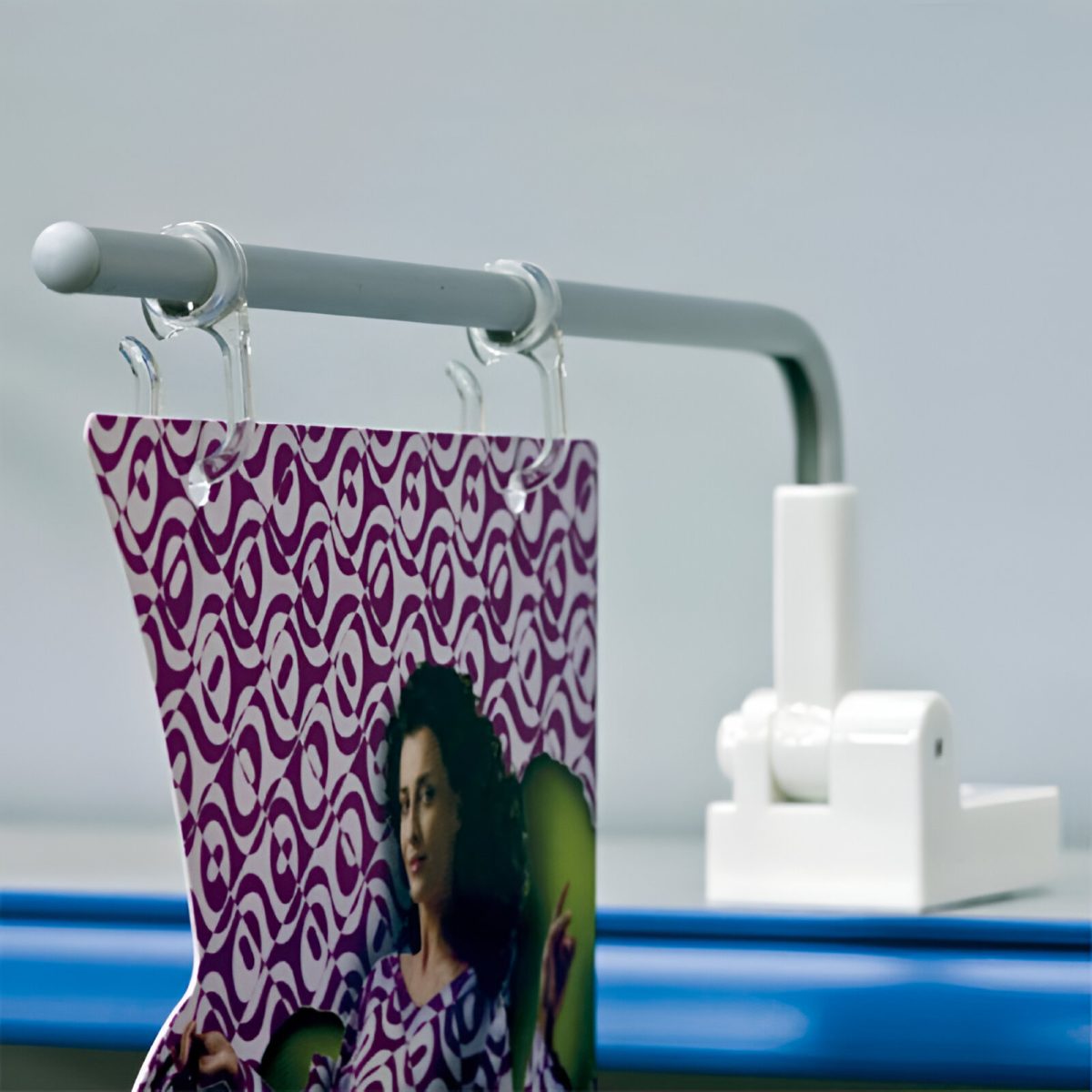 BRAT SUPORT PT.POSTER CU BAZA MAGNETICA ROTATIVA PT. RAFTURI METALICE STANDARD - imagine 1