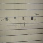 PANOU SLAT - SLATWALL CREM L122XH244 CM PAS 15 CM CU 15 PROFILE DE ALUMINIU - imagine 2