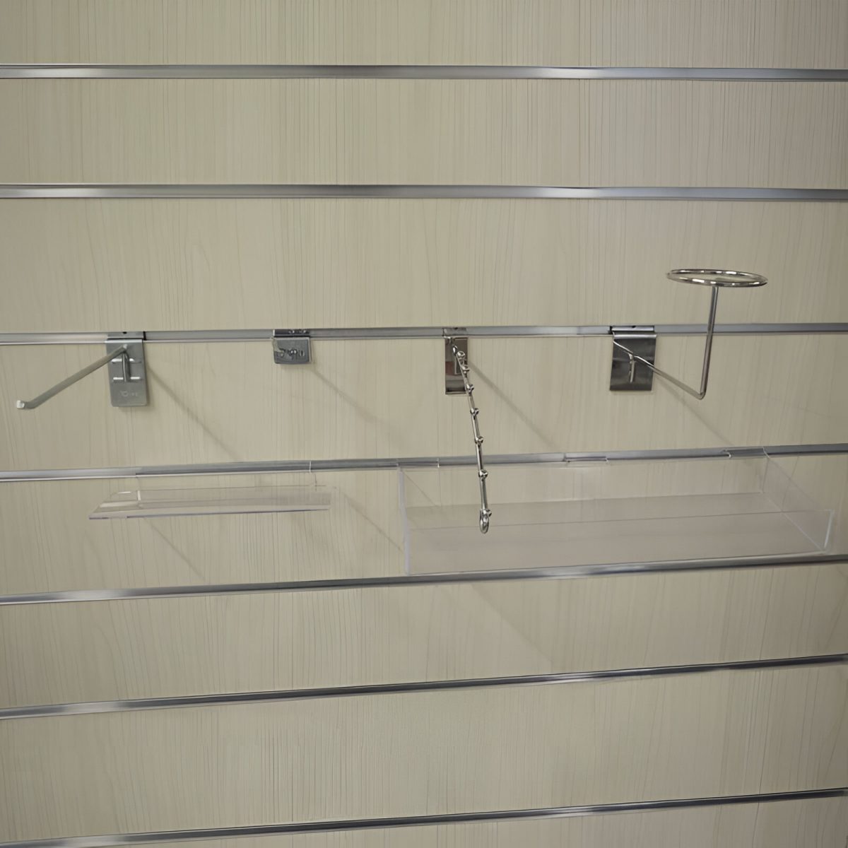 PANOU SLAT - SLATWALL CREM L122XH244 CM PAS 15 CM CU 15 PROFILE DE ALUMINIU - imagine 2