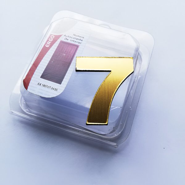 NUMAR AUTOCOLANT "7" PENTRU USA / SUPRAFETE NETEDE